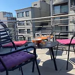 Spacious Penthouse For 8 People In The City Centre